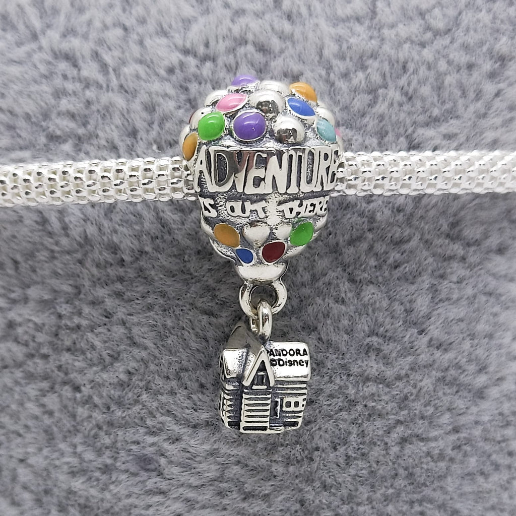 #PAN111 - Charm De UP - Adventure Is Out There - Casa - Globos De Plata - AI5.2